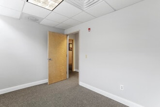 138-140 W Washington St, Hagerstown, MD for lease Interior Photo- Image 2 of 2
