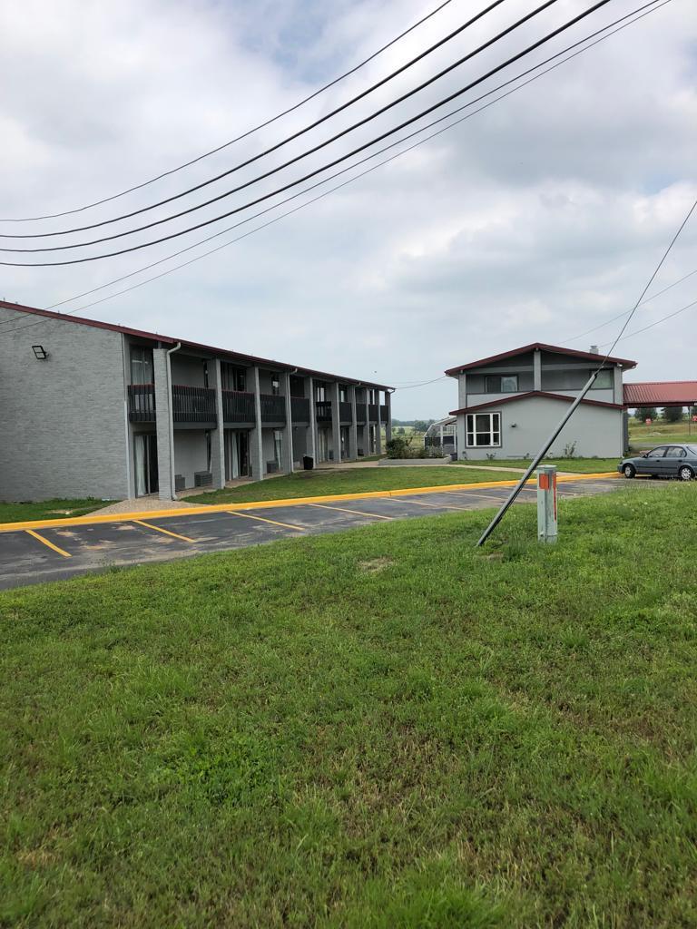 203 N I-45, Madisonville, TX for sale Primary Photo- Image 1 of 30