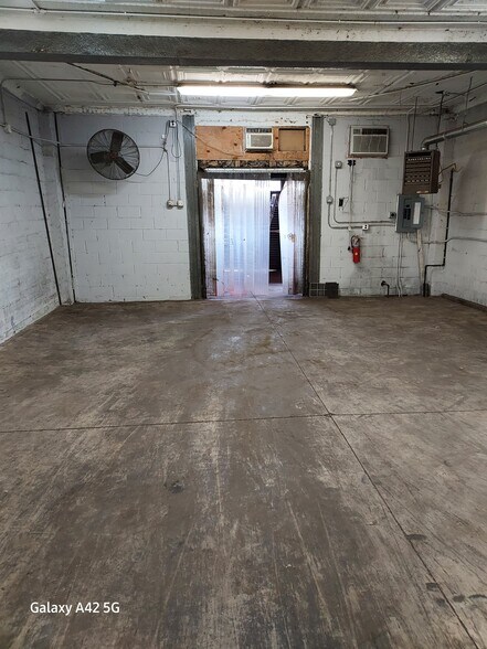 212-222 Miller St, Newark, NJ à vendre - Photo intérieure - Image 2 de 6