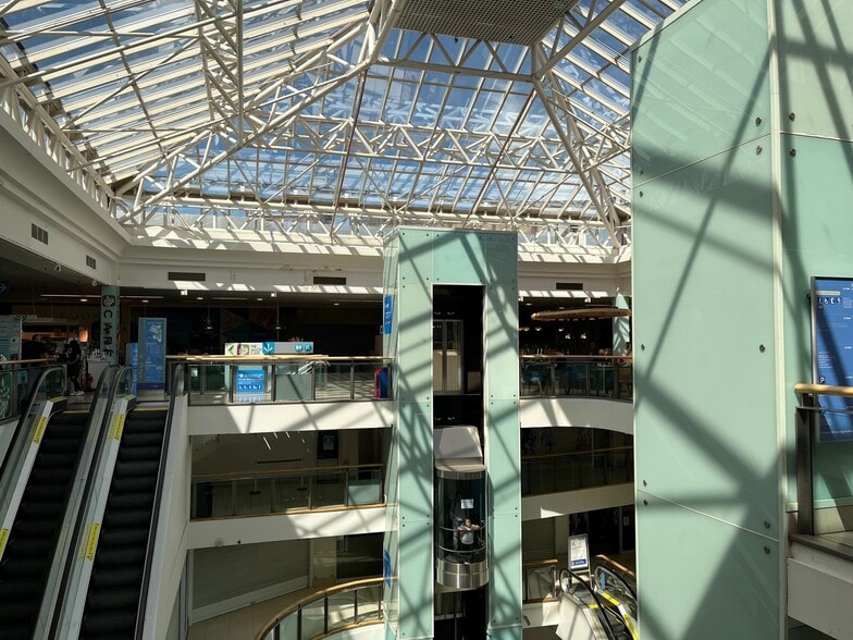 High St, Falkirk for lease - Interior Photo - Image 3 of 5