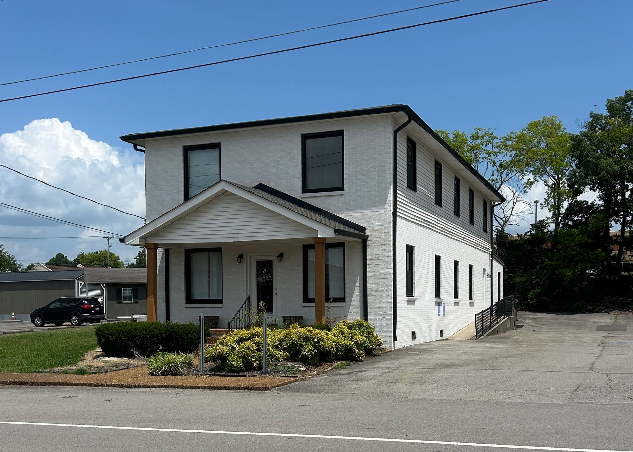 66 E Hill St, Mount Juliet, TN for lease Building Photo- Image 1 of 13