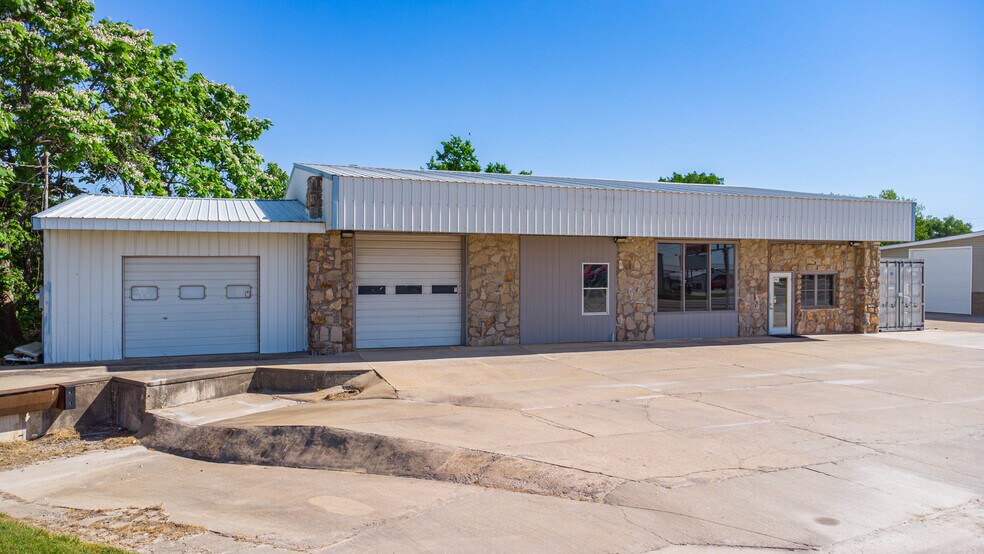 422 State Highway 42, Osage Beach, MO à louer - Photo du bâtiment - Image 2 de 17