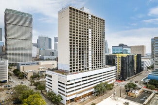 Plus de détails pour 801 St Joseph Pky, Houston, TX - Services hôteliers à vendre