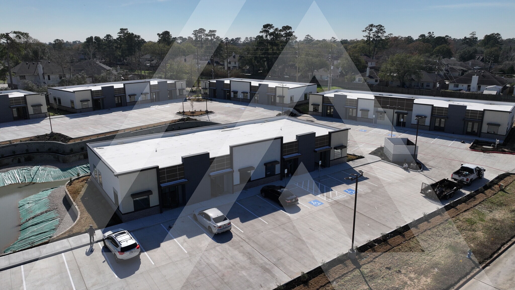 25913-25929 Cypresswood Dr, Spring, TX à vendre Photo principale- Image 1 de 8