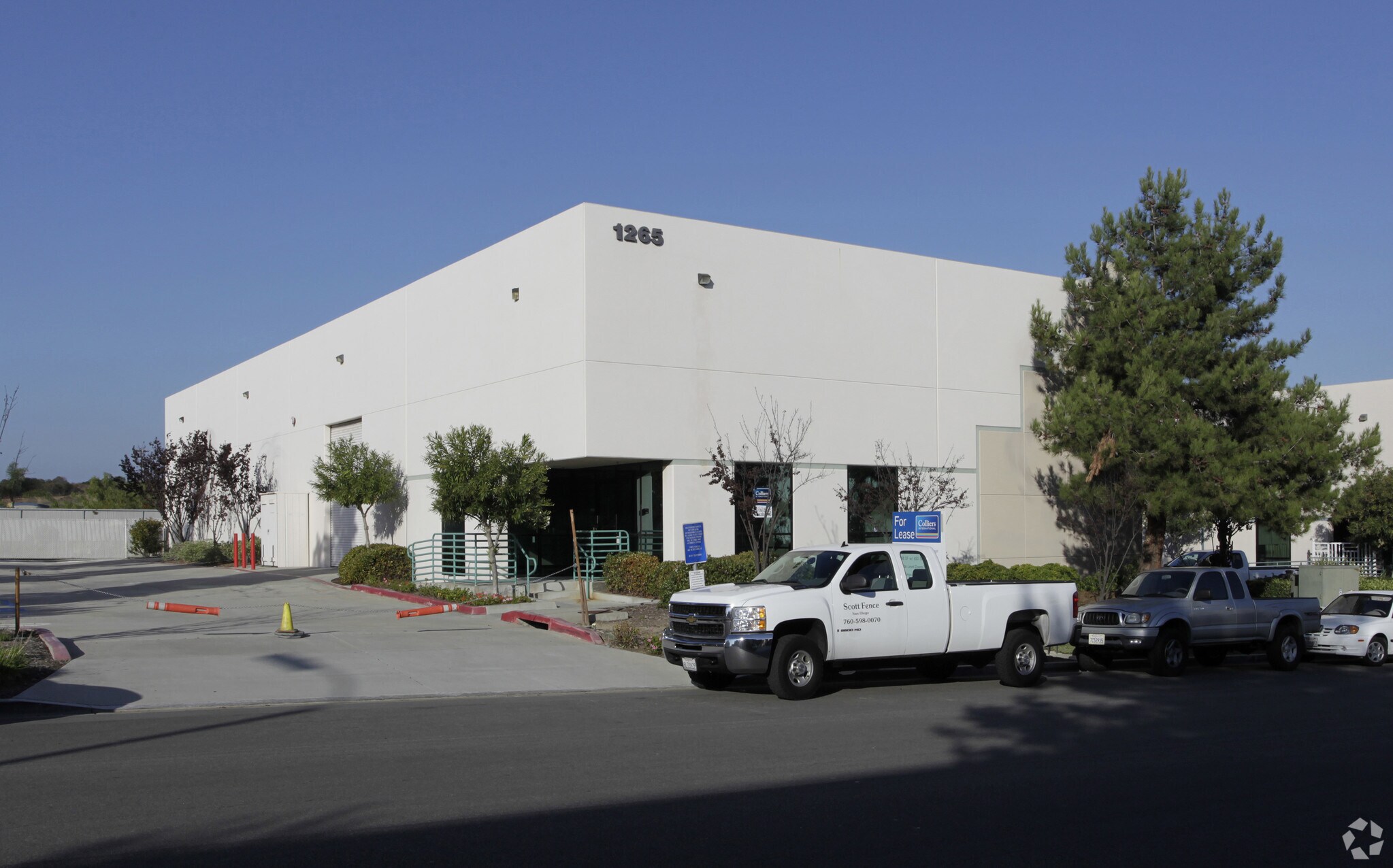 1265 Distribution Way, Vista, CA for lease Building Photo- Image 1 of 8