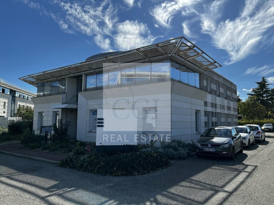 13 Rue Edison, Bron for sale Building Photo- Image 1 of 12