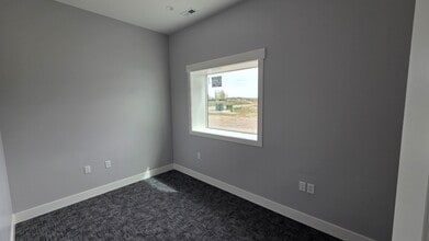 35 Landmark Ln, Rigby, ID for lease Interior Photo- Image 2 of 4