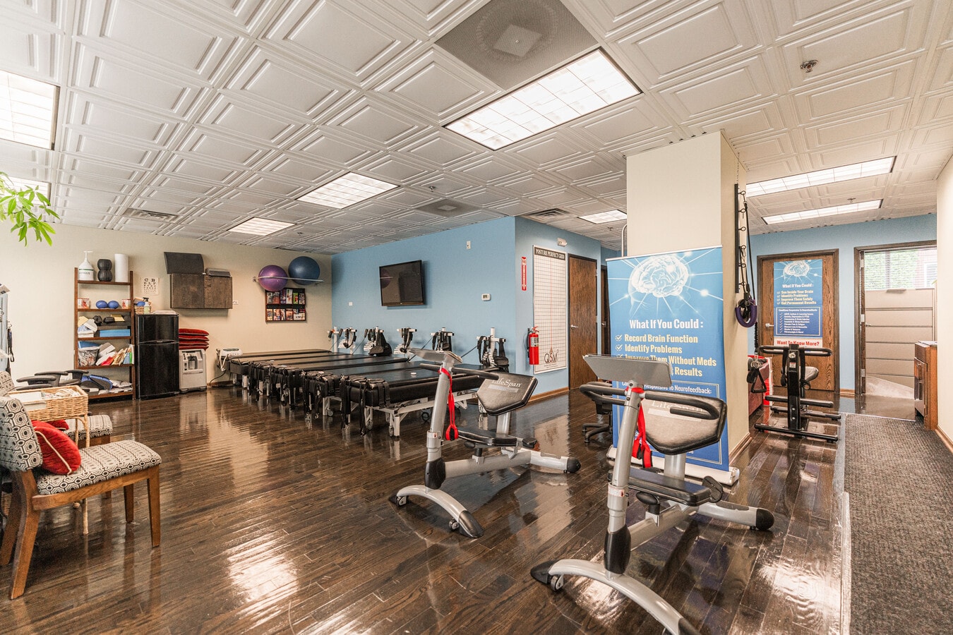 105 Revere Dr, Northbrook, IL 60062 - Unit F-1 - - Interior Photo - Image 2 of 6