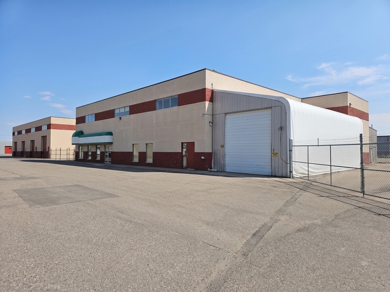 184 Kaska Rd, Sherwood Park, AB for lease - Building Photo - Image 2 of 11