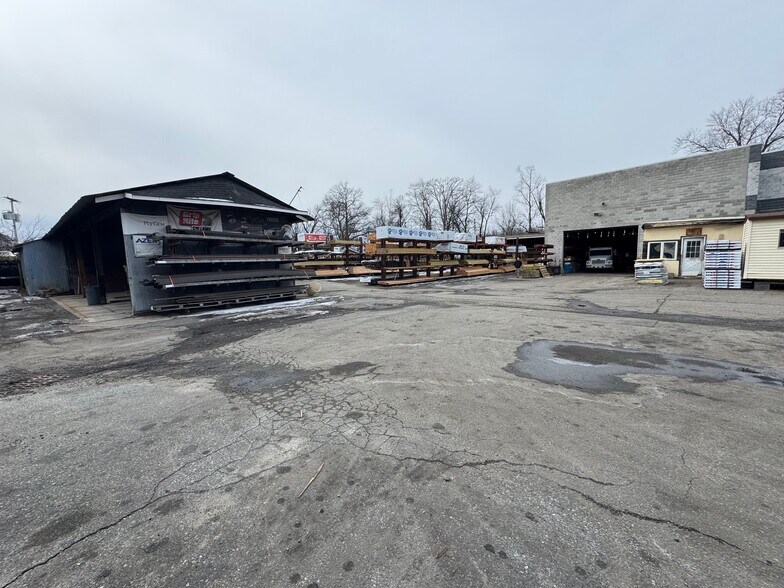 69 Newark Pompton Tpke, Pequannock, NJ à vendre - Photo du bâtiment - Image 3 de 10
