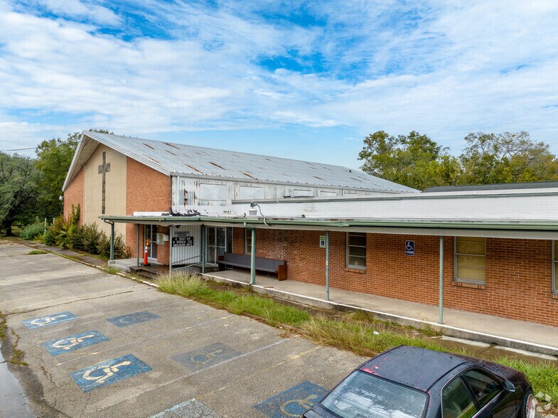 900 Natchez Ave, Pasadena, TX à vendre - Photo du bâtiment - Image 2 de 27