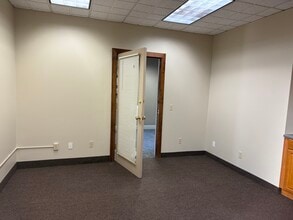 140 Metro Park, Rochester, NY for lease Interior Photo- Image 2 of 7