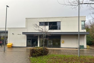 Draybank Rd, Altrincham for lease Building Photo- Image 1 of 2