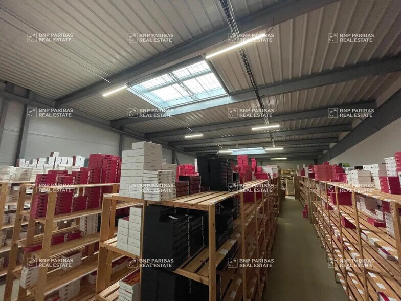 Flex in Bussy-Saint-Georges for sale - Interior Photo - Image 2 of 4