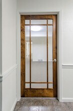 216 E Reynolds Rd, Lexington, KY for lease Interior Photo- Image 1 of 16