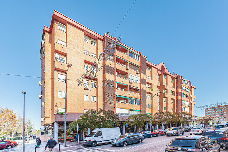 Calle Madrid, 11, Torrejón De Ardoz, Madrid for lease - Building Photo - Image 2 of 6