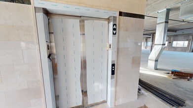 2705 W Horizon Ridge Pky, Henderson, NV for lease Building Photo- Image 2 of 6