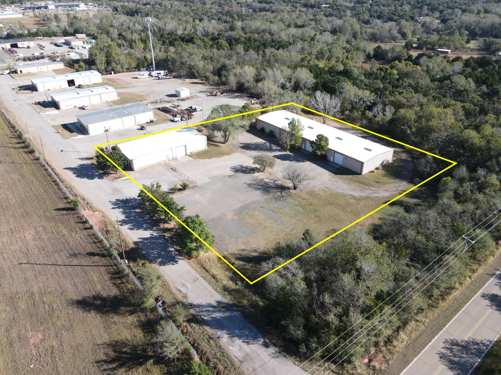 5600 N Industrial Blvd, Edmond, OK for lease Building Photo- Image 1 of 16