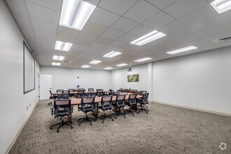 60-15 Little Neck Pky, Little Neck, NY for lease Interior Photo- Image 2 of 8