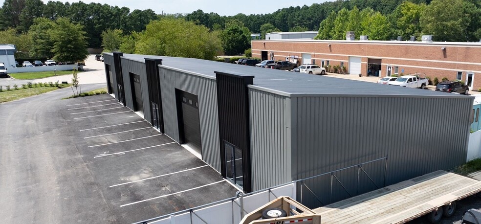 1252 Jensen Drive, Virginia Beach, VA for lease - Building Photo - Image 1 of 5