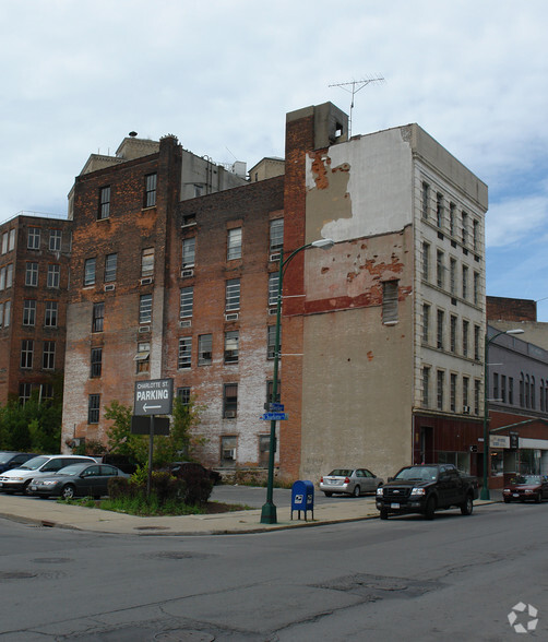 120-126 Bleecker St, Utica, NY for sale - Primary Photo - Image 1 of 1