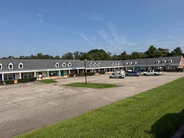 2702-2728 Apalachee Pky, Tallahassee, FL 32301 - Unit 2718 - - Interior Photo - Image 2 of 5