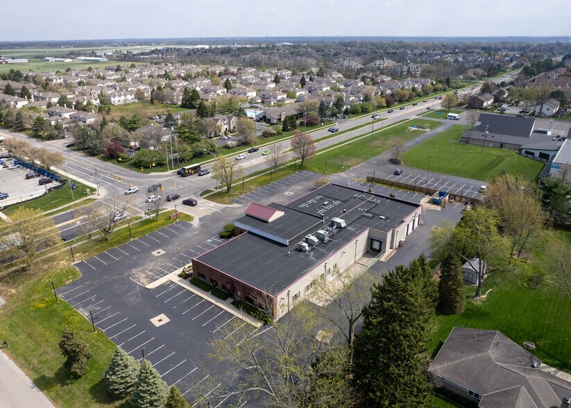 2555 Bethel Rd, Columbus, OH à louer - Photo principale - Image 1 de 29