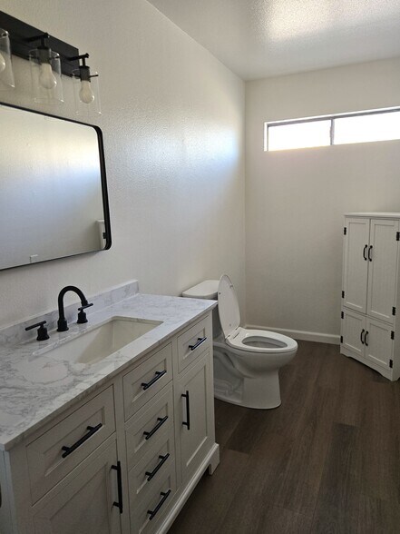 1092 E Grand Ave, Arroyo Grande, CA à louer - Photo du bâtiment - Image 2 de 4