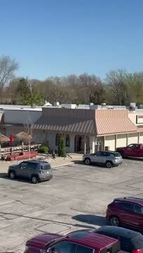 6204 N Summit St, Toledo, OH à louer - Vidéo sur l’inscription commerciale - Image 3 de 20