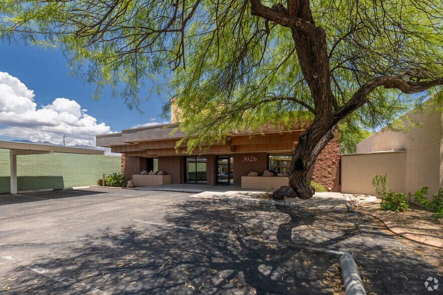 3026 N Country Club Rd, Tucson, AZ à vendre - Photo du bâtiment - Image 2 de 4