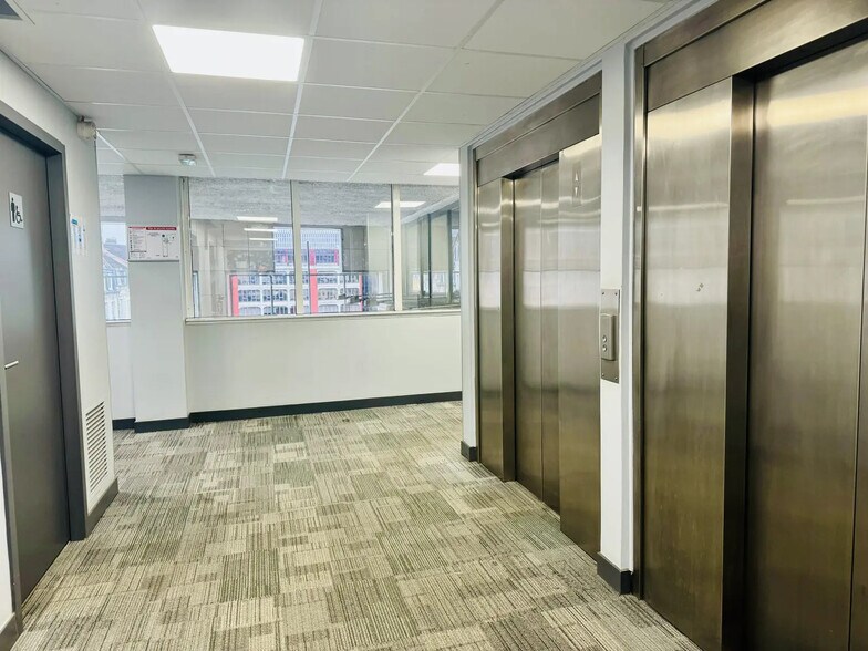 24 Boulevard Carnot, Lille à vendre - Photo du bâtiment - Image 3 de 9