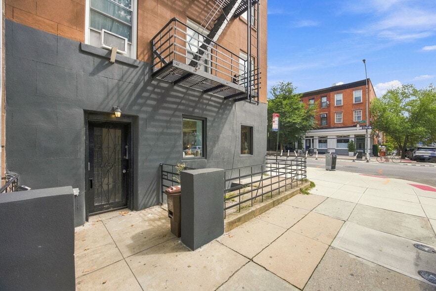 486-488 Court St, Brooklyn, NY for sale - Building Photo - Image 3 of 14