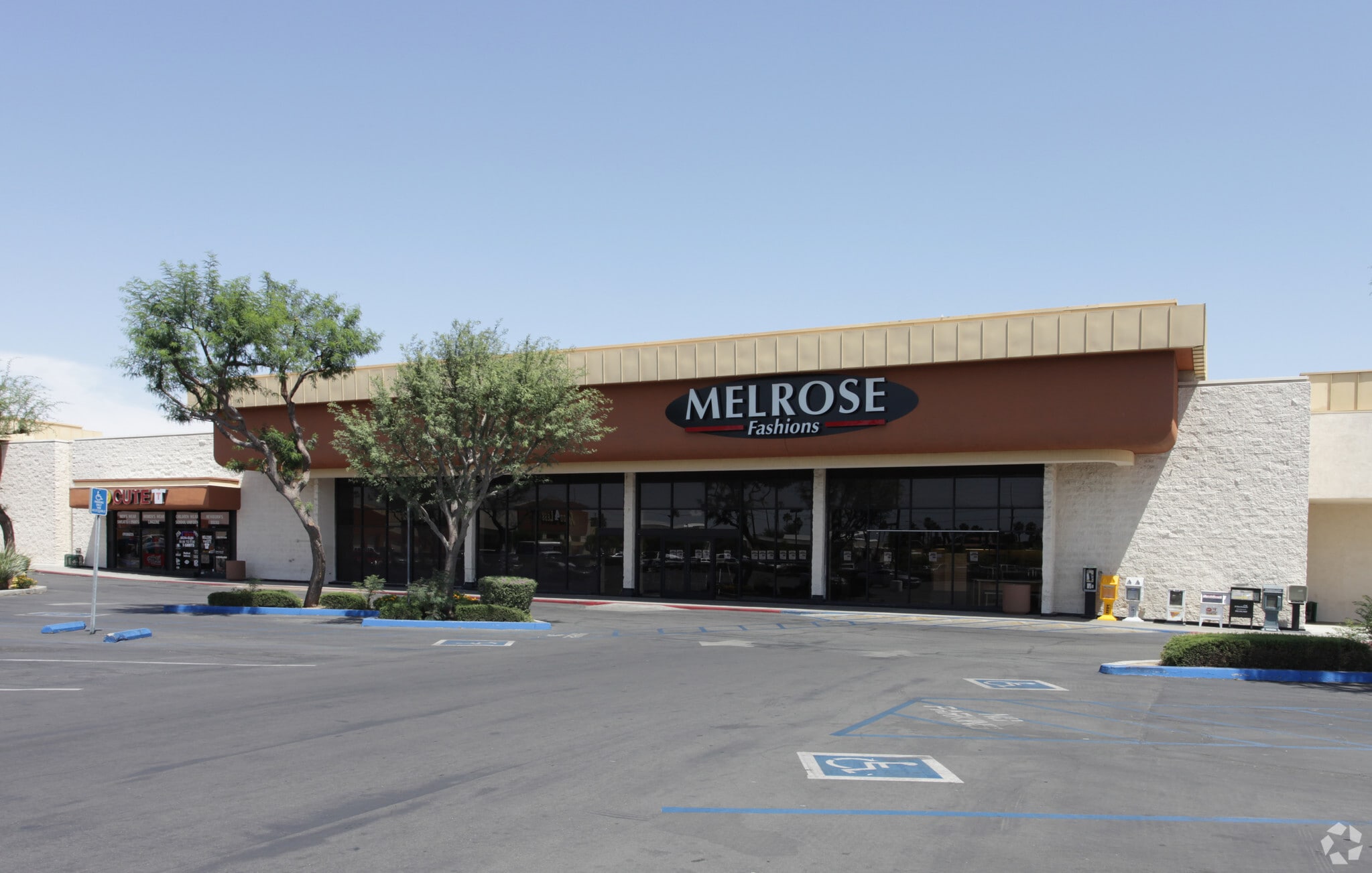 82152-82154 US Highway 111, Indio, CA à vendre Photo principale- Image 1 de 4