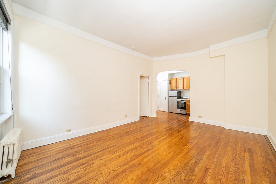 336 E 30th St, New York, NY à vendre - Photo intérieure - Image 3 de 5
