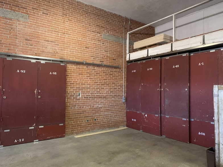 1524 N 18th Ave, Phoenix, AZ for sale - Interior Photo - Image 2 of 10