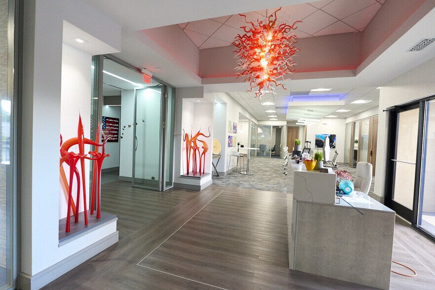7130 Buford Hwy, Atlanta, GA à louer - Photo du bâtiment - Image 2 de 14