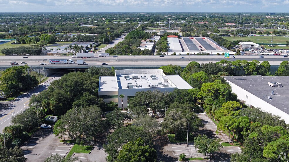 4800 Riverside Dr, Palm Beach Gardens, FL à louer - Photo du bâtiment - Image 3 de 6