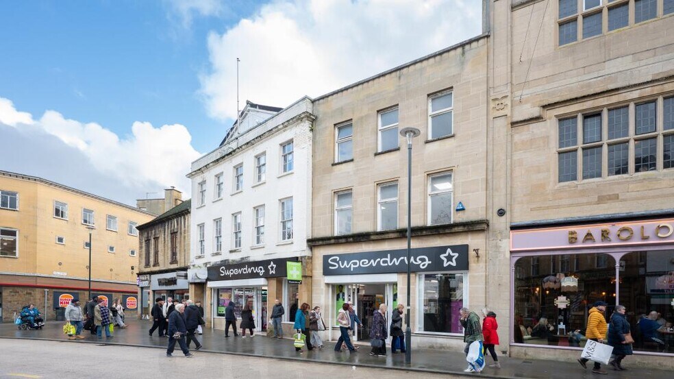 15-16 High St, Yeovil à vendre - Photo du bâtiment - Image 2 de 4