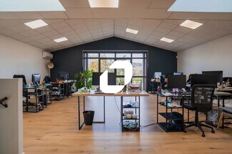 Plus de détails pour Bureau à louer