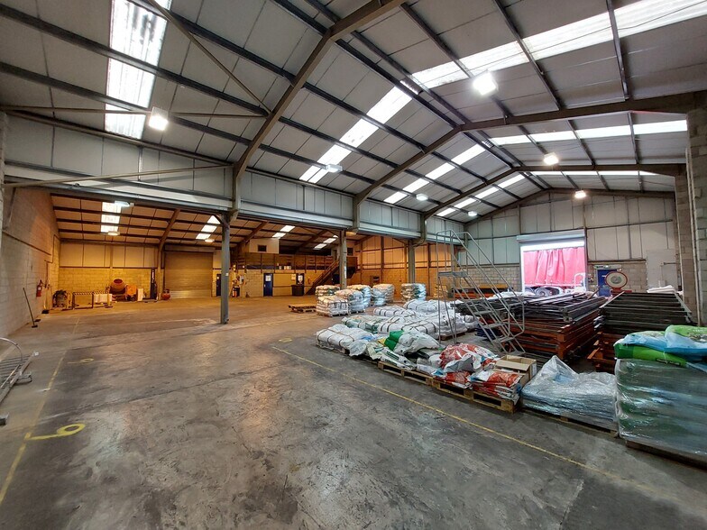 Station Pl, Forfar for lease - Building Photo - Image 2 of 4