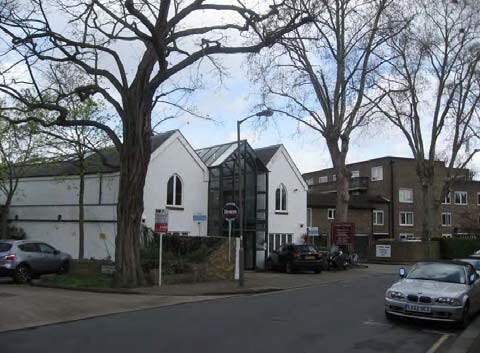 5 Manfred Rd, Londres à louer - Photo du bâtiment - Image 2 de 3