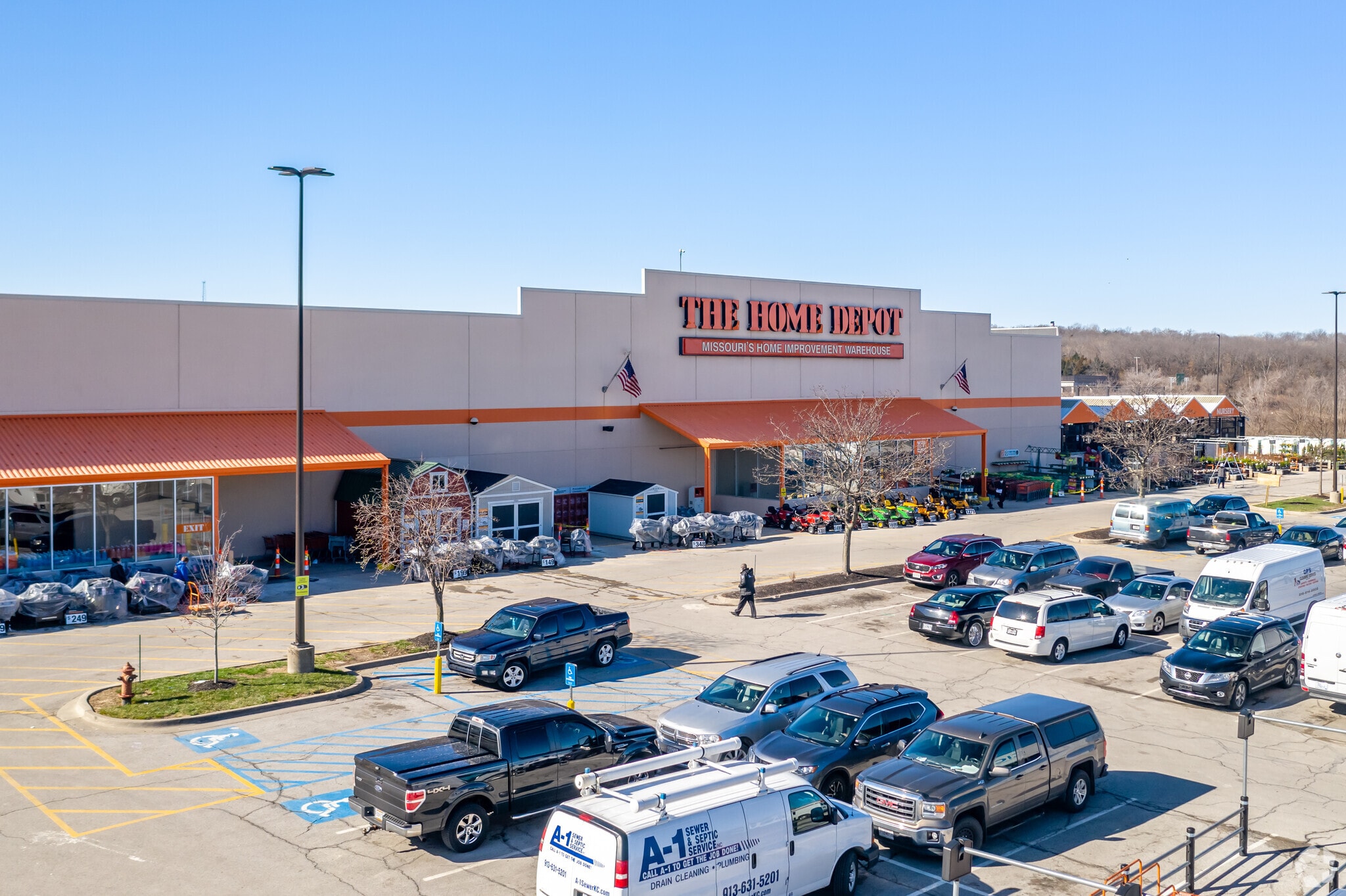 4701-4707 E Bannister Rd, Kansas City, MO for lease Primary Photo- Image 1 of 7