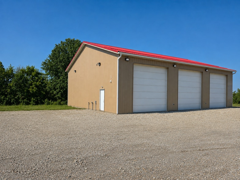 10150 Avon Lake Rd, Burbank, OH for lease - Building Photo - Image 3 of 10