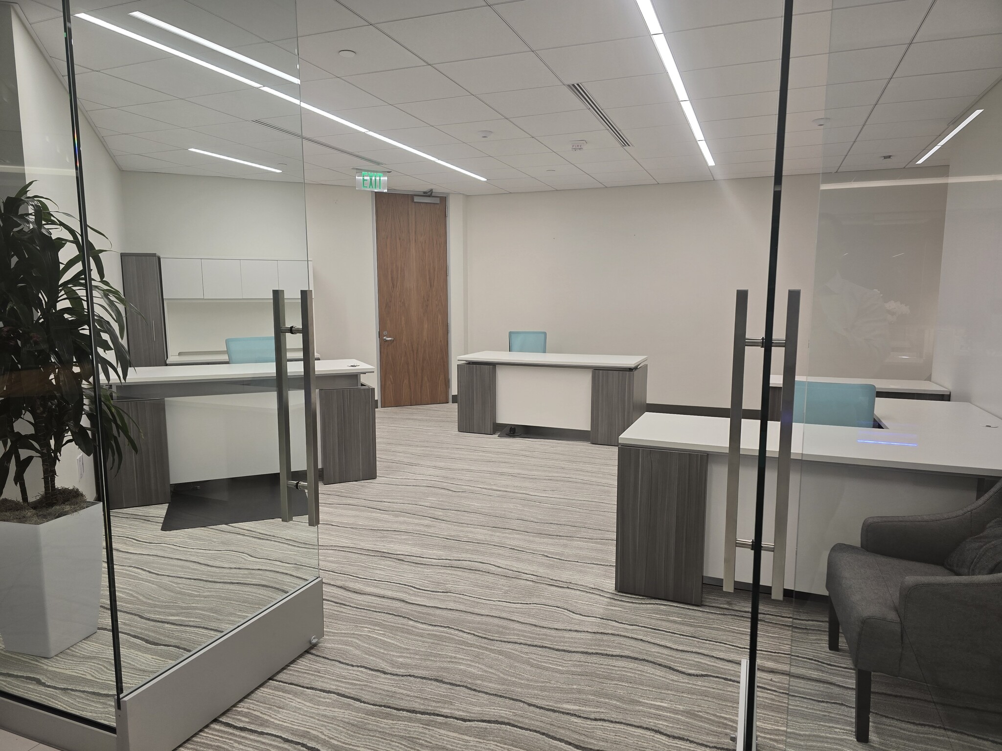 17877 Von Karman Ave, Irvine, CA à louer Photo intérieure- Image 1 de 5