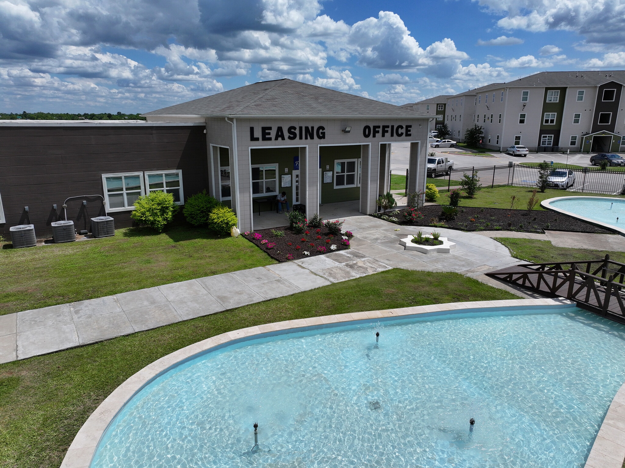 Northwest Houston Multifamily Portfolio portfolio of 2 properties for sale on LoopNet.ca Lobby- Image 1 of 19