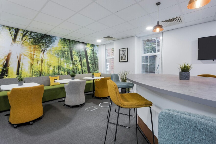 9-11 Oxford Ct, Manchester à louer - Photo du bâtiment - Image 3 de 6