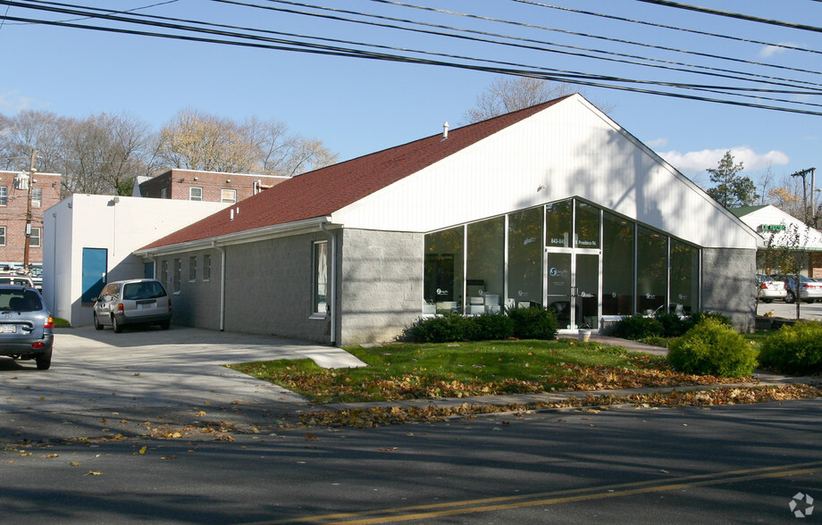 843 N Providence Rd, Media, PA for sale - Building Photo - Image 1 of 1