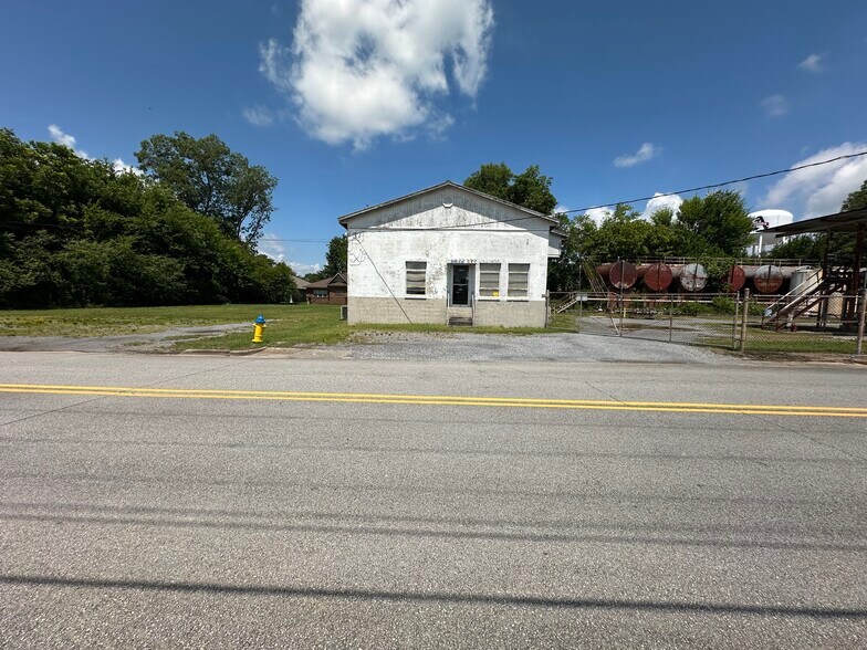 218 N Emmett St, Albertville, AL à vendre - Photo principale - Image 1 de 5