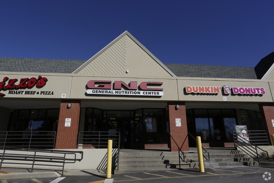 3-21 Paradise Rd, Salem, MA à louer - Photo du bâtiment - Image 3 de 16