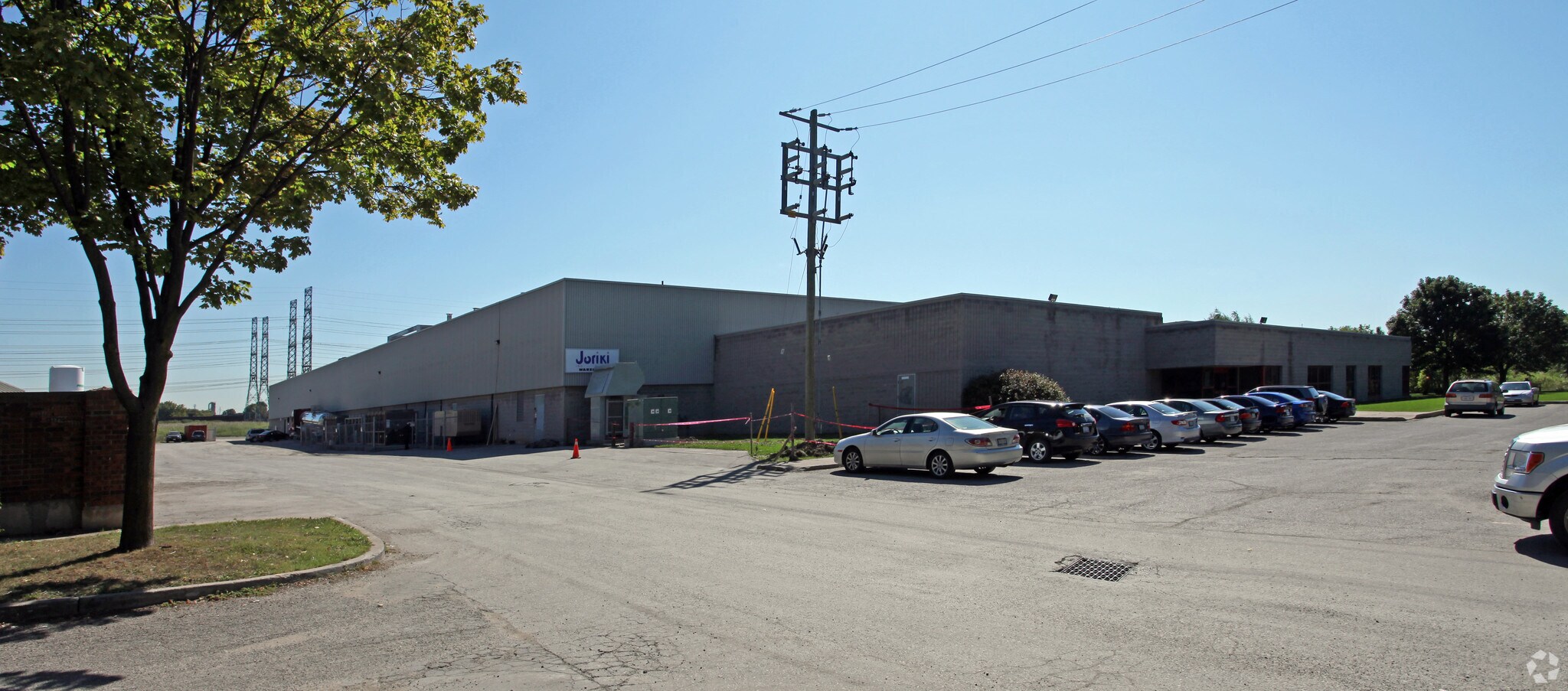 885 Sandy Beach Rd, Pickering, ON for lease Primary Photo- Image 1 of 3
